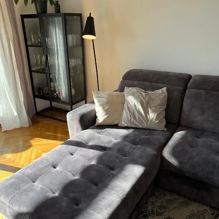 T&j Apartman Zára
